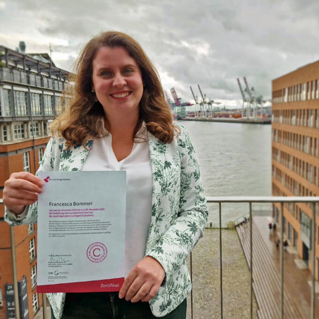 Francesca Bommer Francesca Bommer | Klarheit führt. Leichtigkeit trägt. Freude bewegt. | Bewusste Klarheit, gelebte Haltung und spürbare Wirksamkeit im Innen und Außen für Frauen in Selbstführung durch systemisches Coaching, Mentoring & Workshops.